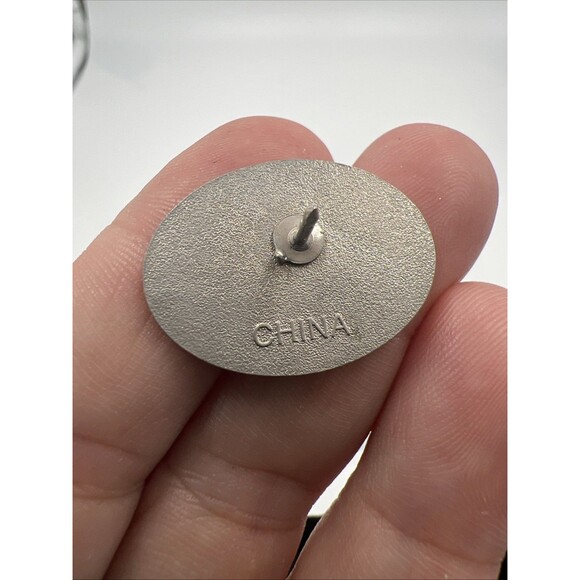 Seattle Washinton Pin WA City Landmarks Space Needle Vintage - Picture 4 of 5